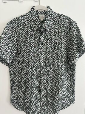 J Crew men’s Linen Shirt
